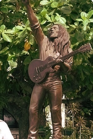 Statuq na Bob Marley