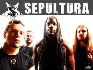 Sepultura with Green