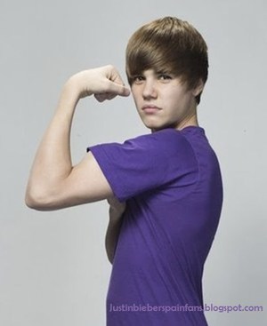 Justin Drew Bieber 