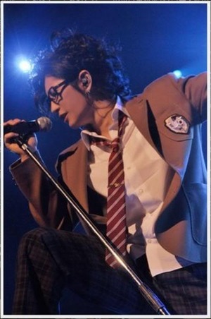 School uniform Gackt :D