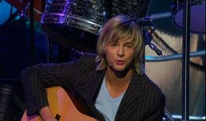 Celtic thunder, Keith Harkin