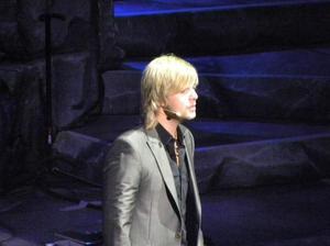 Celtic thunder, Keith Harkin