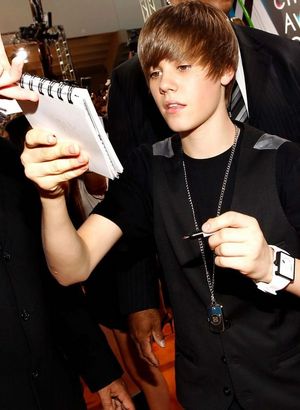 ♥Justin♥Drew♥Bieber♥ 