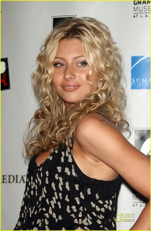 aly michalka