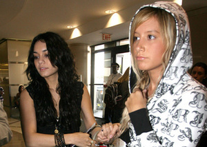 ashley i vanessa