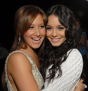ashley i vanessa