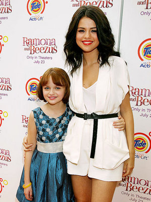 selena gomez and joey king