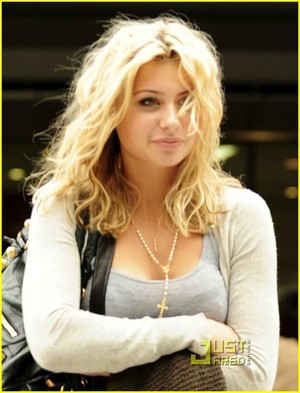 aly michalka