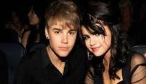 JUstin Bieber and Selena Gomez 2011