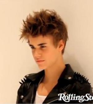 C:\Users\vania\Pictures\Biebs\Rolling-Stone-Photoshoot-3-justin-bieber-19413834-512-572.jpg