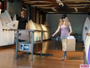 Brody Jenner and Avril Lavigne Shop for Surfboards