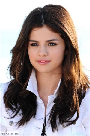 ♥♥SELENA GOMEZ♥♥