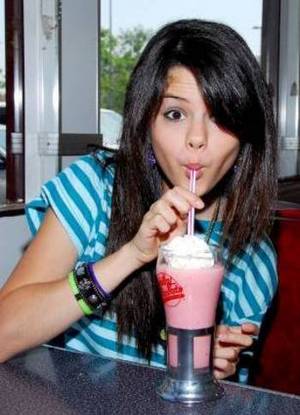 ♥♥SELENA GOMEZ♥♥