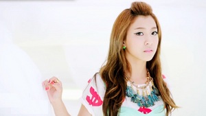 Lead Vocal ----> Luna