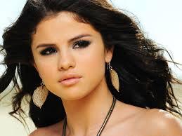 selena loveeee