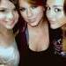 selena gomez,tailor swift i miley cyrus