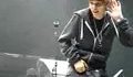 Justin Bieber танцува дъги..